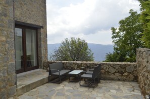 Terassi/patio