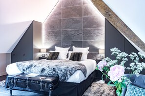 4 عدّة غرف نوم وخزنة داخل الغرفة ومكواة/لوح كي وواي فاي مجانًا