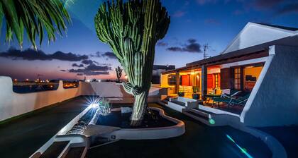 OCCASION! Magnifique Villa au bord de la mer