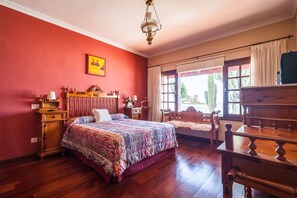 4 Schlafzimmer, Bügeleisen/Bügelbrett, Reisekinderbett, kostenloses WLAN