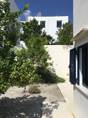 Exterior detail - Island-style 3 bedroom house!  (Rethymno)