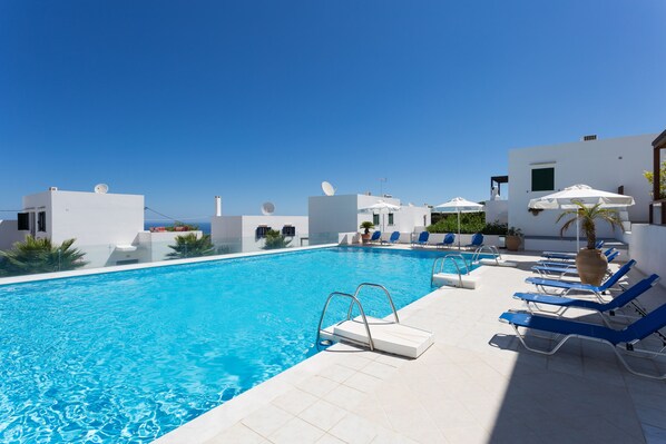 Pool - Island-style 3 bedroom house!  (Rethymno)