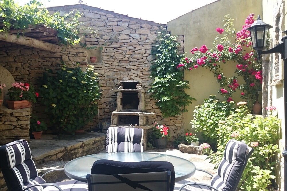 OFFERS Casa Rural Zapatero (9-10 people) near arribes del duero