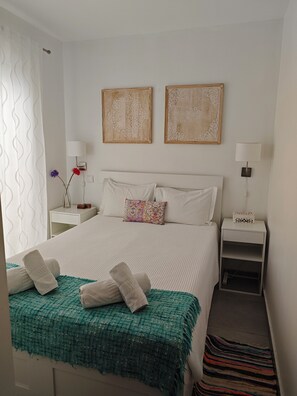 1 bedroom, in-room safe, iron/ironing board, free WiFi