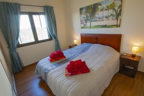 3 bedrooms, iron/ironing board, travel cot, WiFi