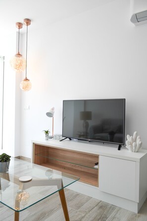 Smart-tv och böcker
