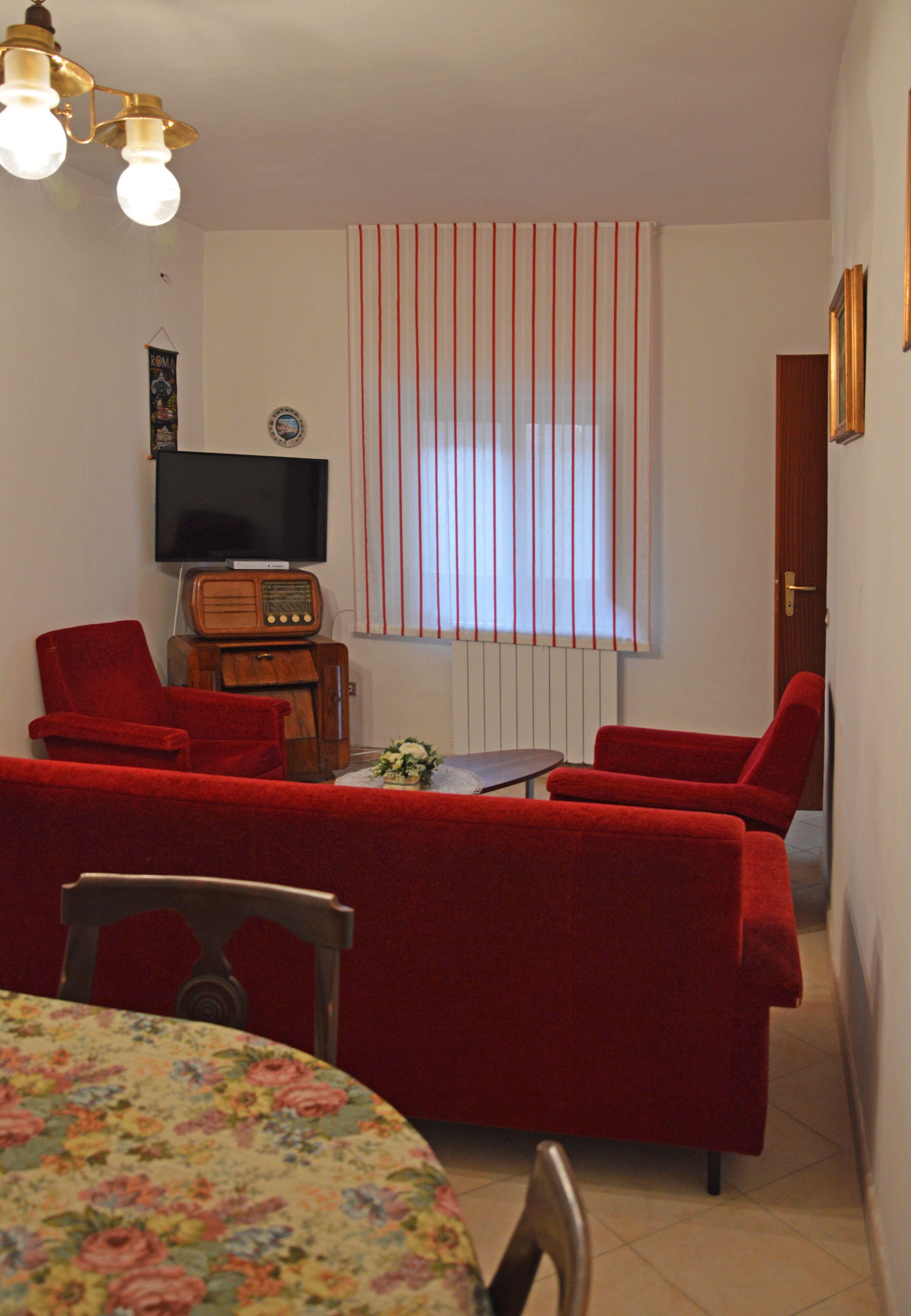Fernseher, Kamin