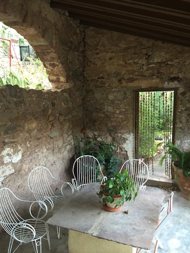 House with garden and great views