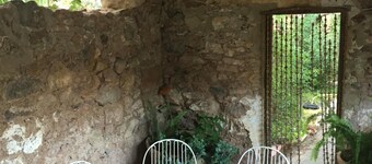 Casa con giardino e splendida vista