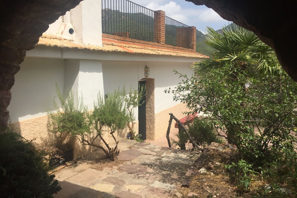 House with garden and great views