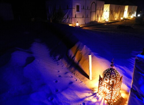 Camp de luxe dans le désert de Merzouga