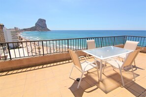 Outdoor dining - ACARIBEP-1ºlínea Playa-Wifi y Garaje Gratis. (Calpe)