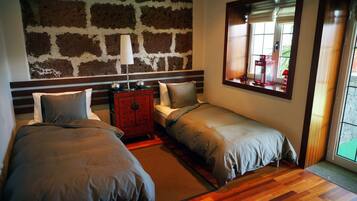 4 habitaciones, tabla de planchar con plancha y wifi gratis