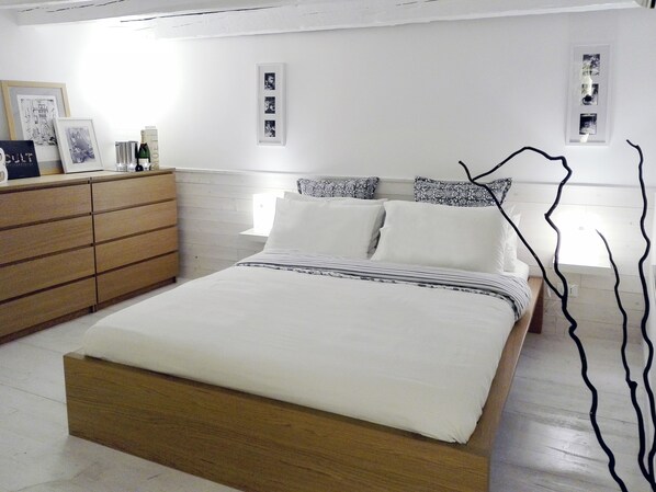 1 bedroom, iron/ironing board, travel crib, free WiFi