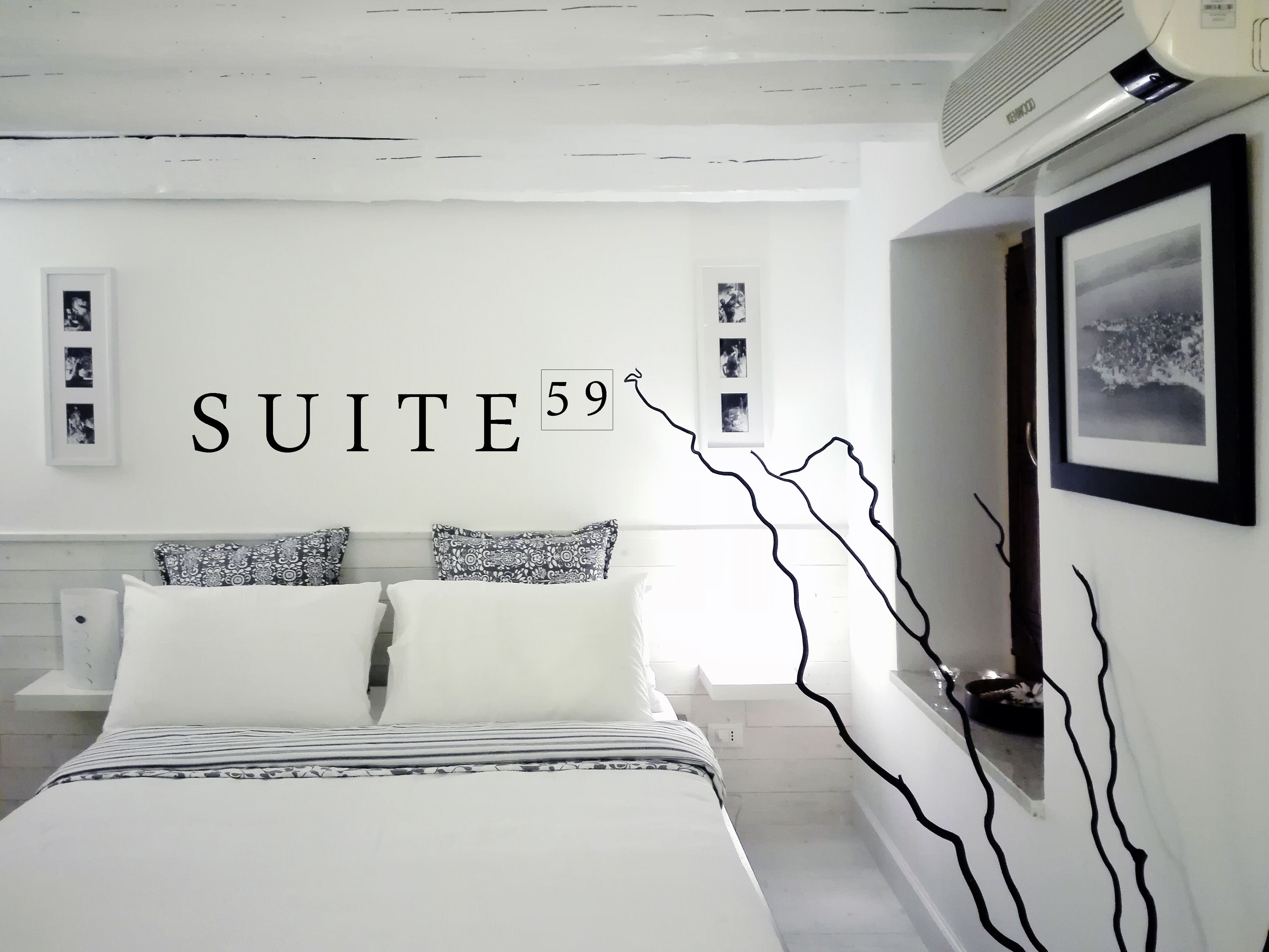 central | free parking | bike | sea