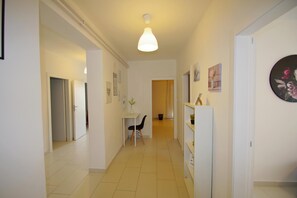 Interior - Spacious Holiday Apartment "Nikolina 2" with Balcony in Village Rakalj (Rakalj)