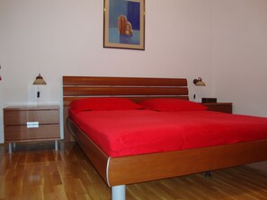 2 camere, ferro/asse da stiro, Wi-Fi, lenzuola