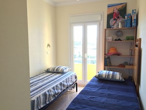 2 bedrooms, desk, iron/ironing board, free WiFi - 2 bedroom appartment in luxury Beach & Golf Resort, Costa Blanca, Spain (Oliva)