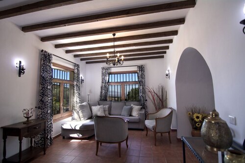 Almendro maison, idéal pour les familles chalet