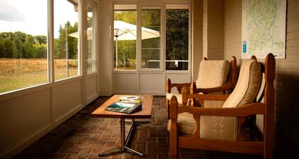 Maison de vacances unique pour 8 personnes dans une réserve naturelle du Limbourg