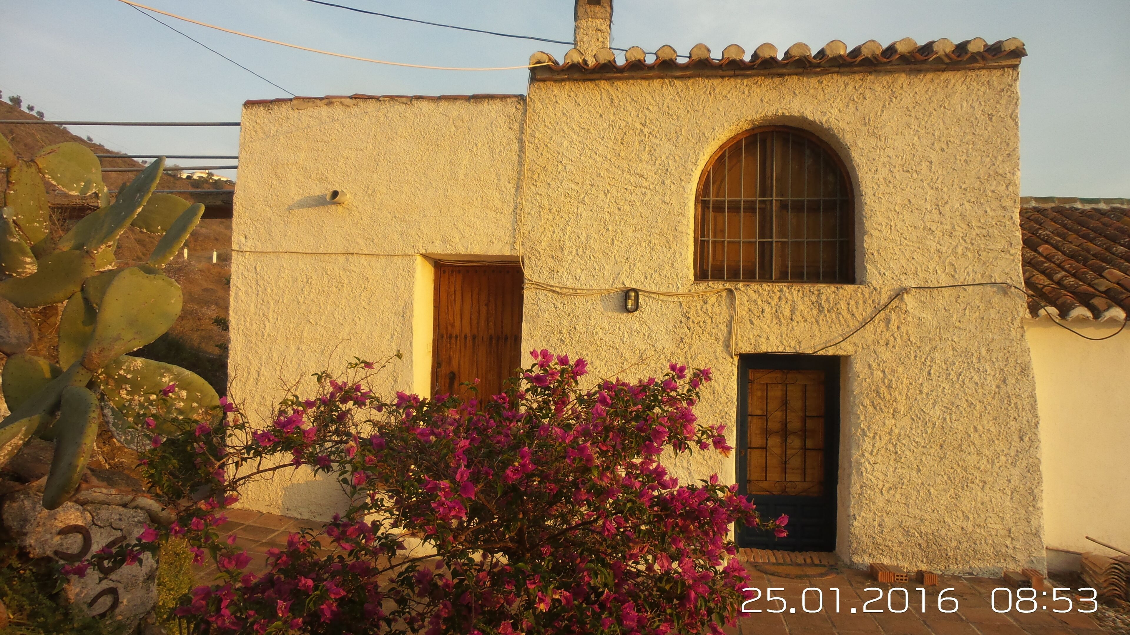 Historic farmhouse - absolute tranquility with beautiful views