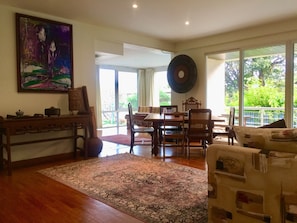 Smart TV, DVD player, music library, video library