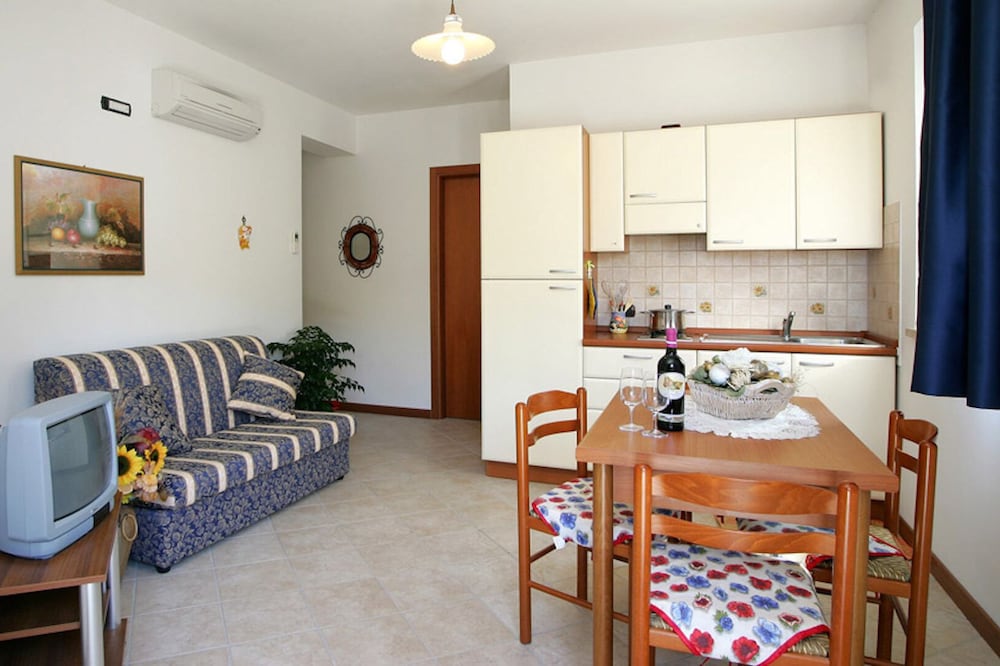 L'Aurora apartment: sea view-air conditioning-Wi-Fi internet-smart TV SAT