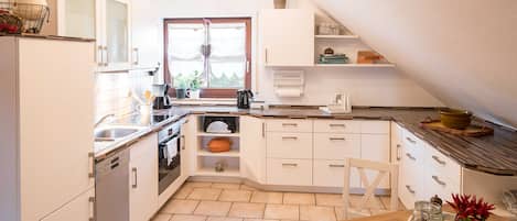 Fridge, microwave, oven, dishwasher