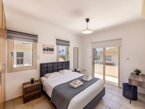 3 Schlafzimmer, Bügeleisen/Bügelbrett, Reisekinderbett, WLAN