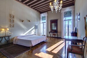 3 bedrooms, free WiFi, bed sheets - RABOSO Grand 9~windows (Venezia)