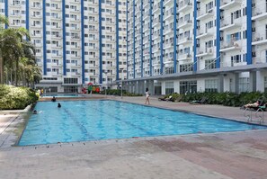 4 piscinas al aire libre