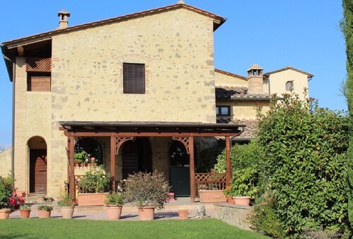 "VILLA DONELLA" a corner of Tuscany history, just minutes from San Gimignano