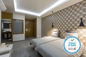7 bedrooms, iron/ironing board, WiFi, bed sheets - Stunning Villa Luxury 47 (Albufeira)