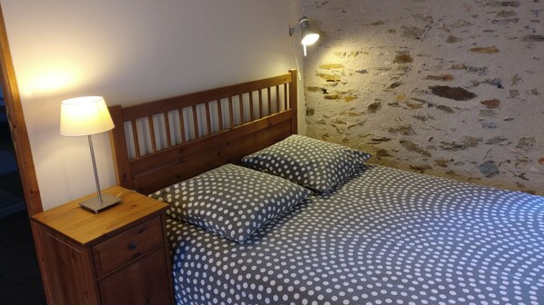 1 bedroom, iron/ironing board, WiFi