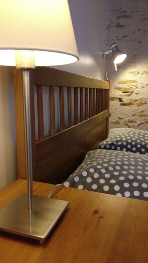 1 bedroom, iron/ironing board, WiFi