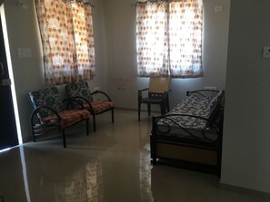 Interior - "Yamai" - Bungalow - A leisure place near Ladghar beach (Dapoli)