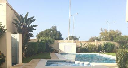 3 bedrooms and 2 full bathrooms, very comfortable and well equipped.