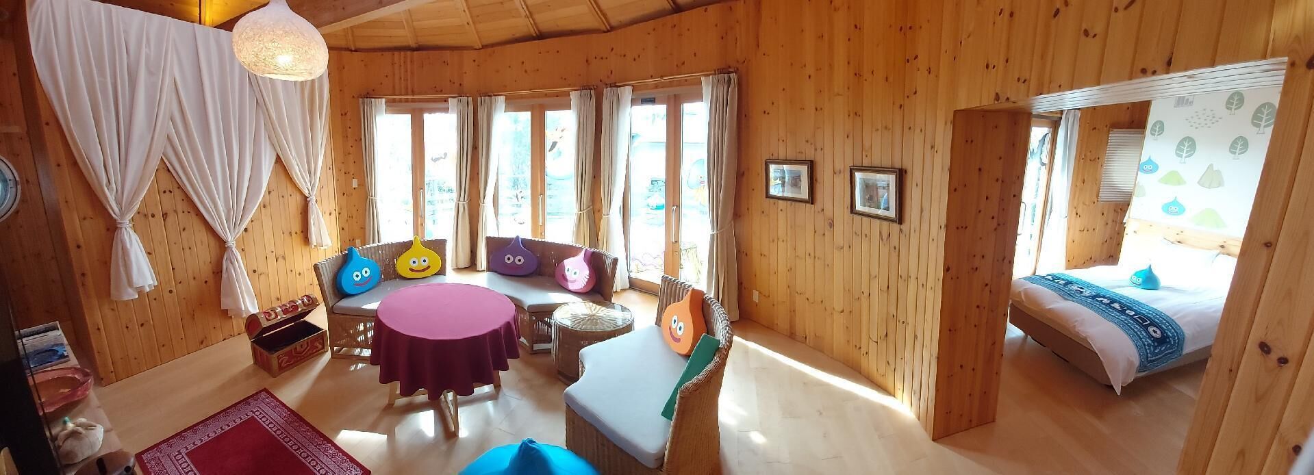 Articles gratuits dans le mini-bar, coffres-forts dans les chambres