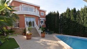 Piscina all'aperto