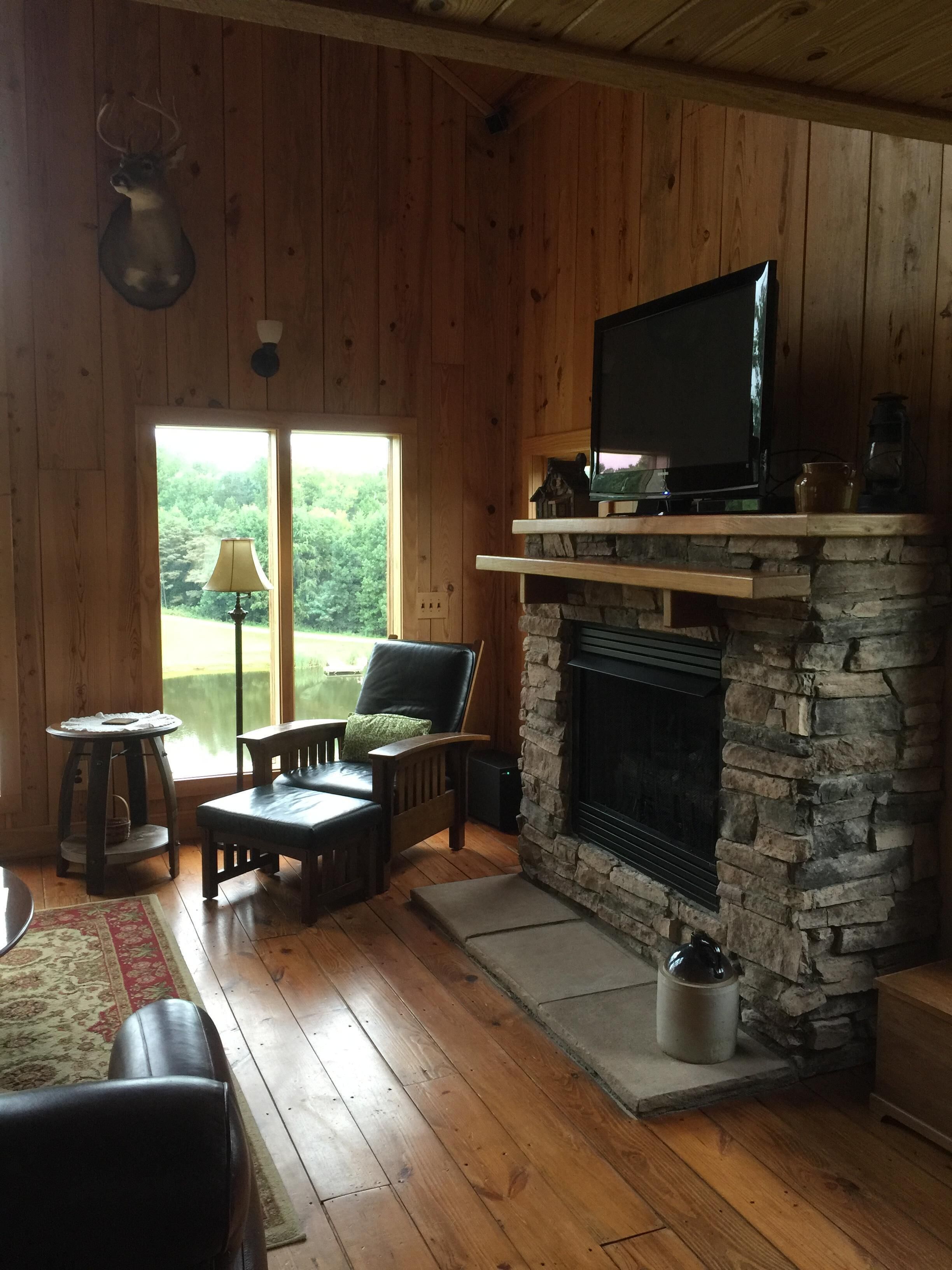 Whippoorwill Cabin - Charming Cabin in Mt. Airy NC