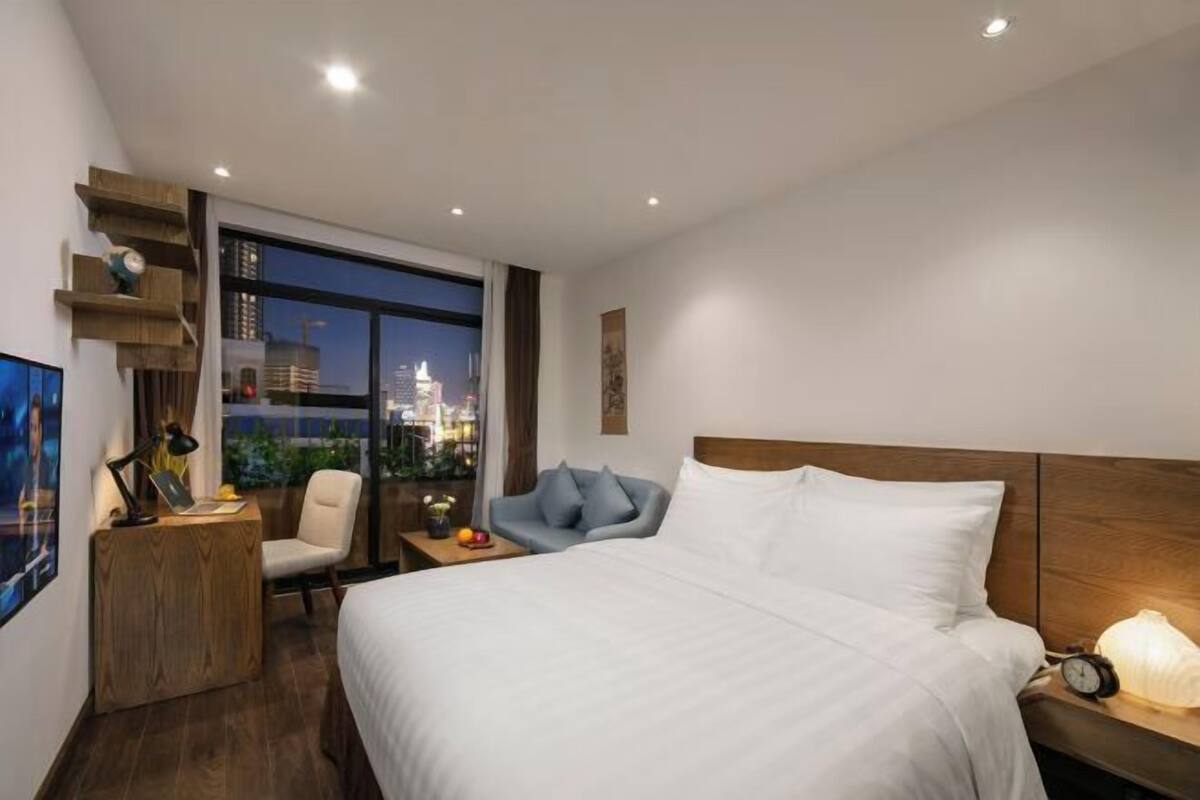 1 bedroom, in-room safe, desk, laptop workspace