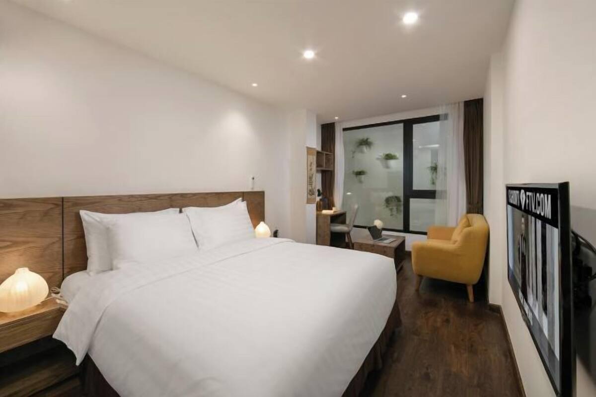 1 bedroom, in-room safe, desk, laptop workspace