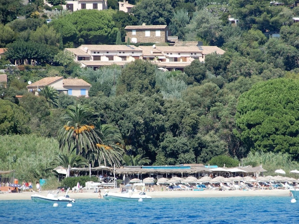 Beach nearby, sun-loungers