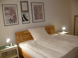 2 Schlafzimmer, Bügeleisen/Bügelbrett, WLAN, Bettwäsche