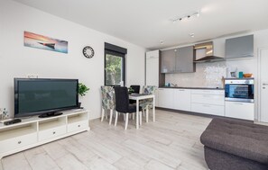Interior - Cozy apartment in Omisalj with house sea view (Omisalj)