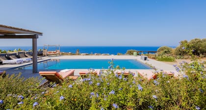 charming Dammuso included in the farm Dammusi Posidonia, with pool and sea view