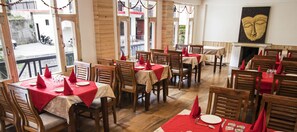Daily continental breakfast for a fee - WOW STAYZ2 Hotel The Lodge  (Dharamshala)
