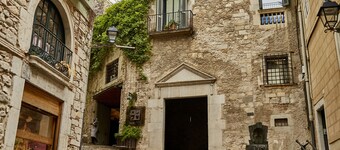 Amazing duplex near the cathedral in the heart to Girona