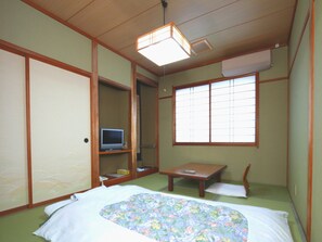 Japanese Style Room for 1 Guest, Non Smoking | Free WiFi, bed sheets - Nanakurasou (Omachi)