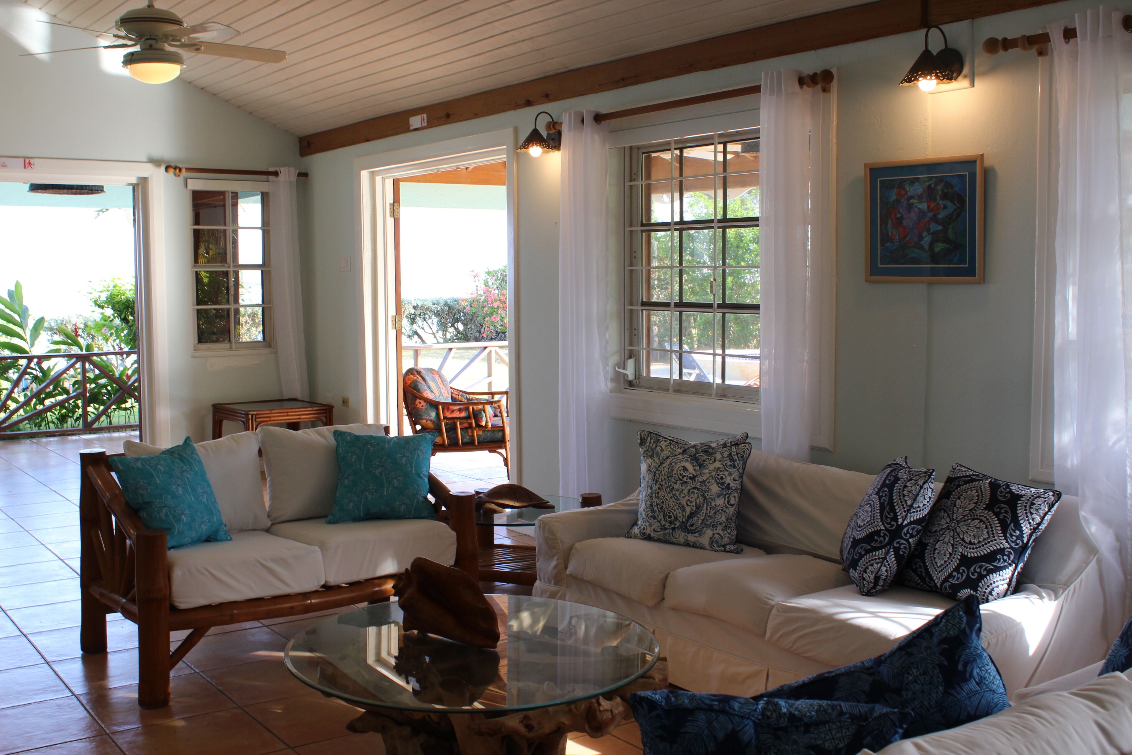 Smart TV, DVD player